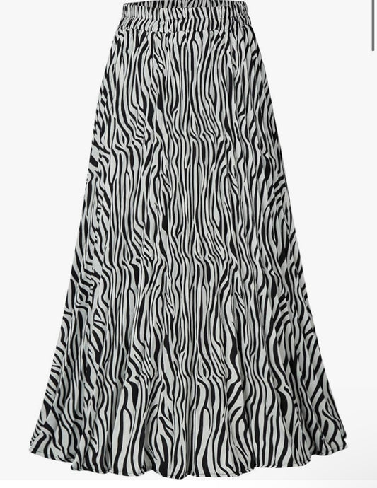 Line Midi Skirt